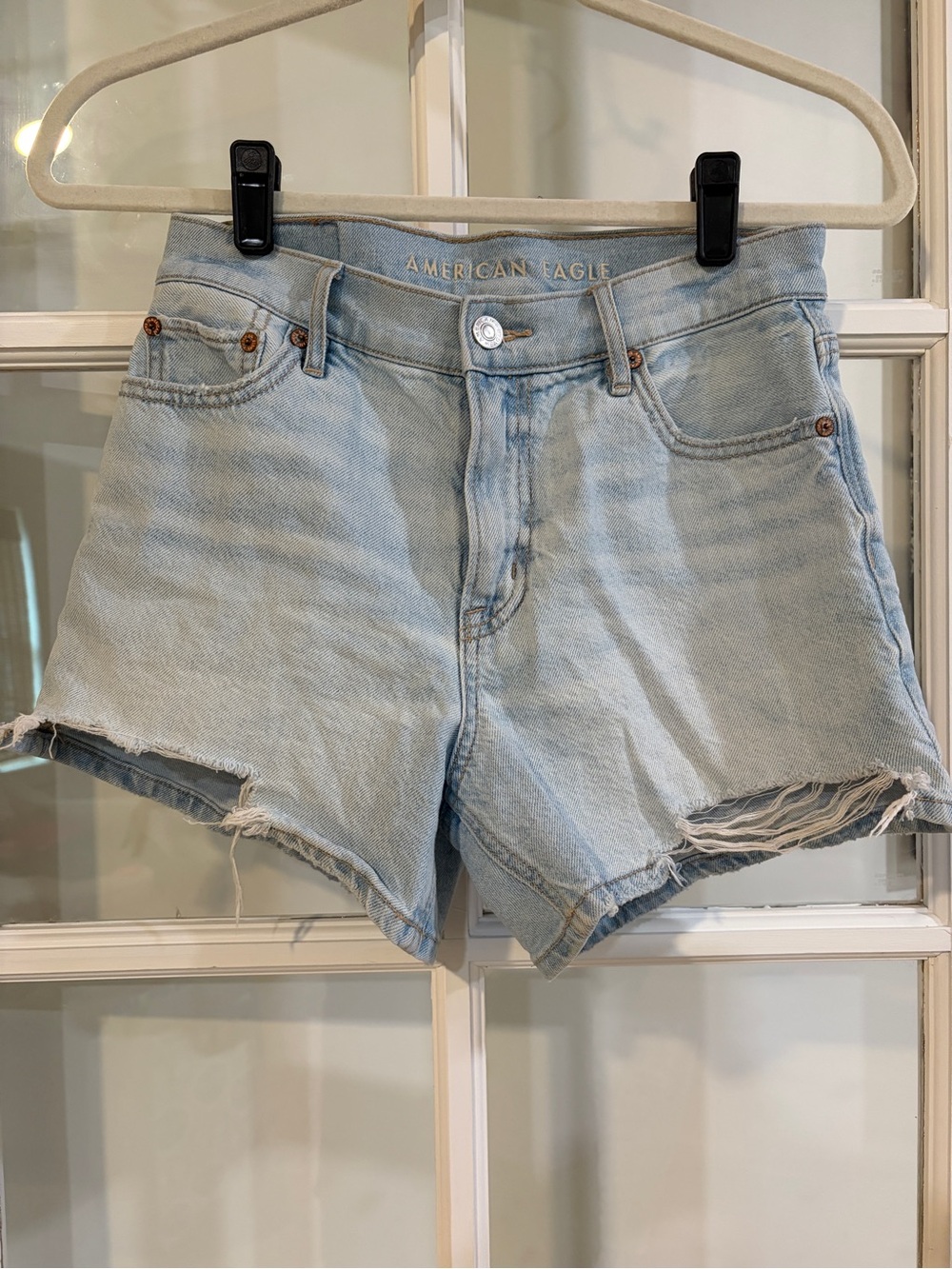 American Eagle Outfitters Strigid Women's Size 0 Blue Light Wash Denim Shorts